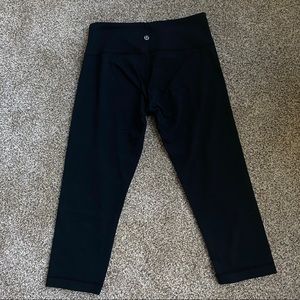 Lululemon Cropped Black Leggings
